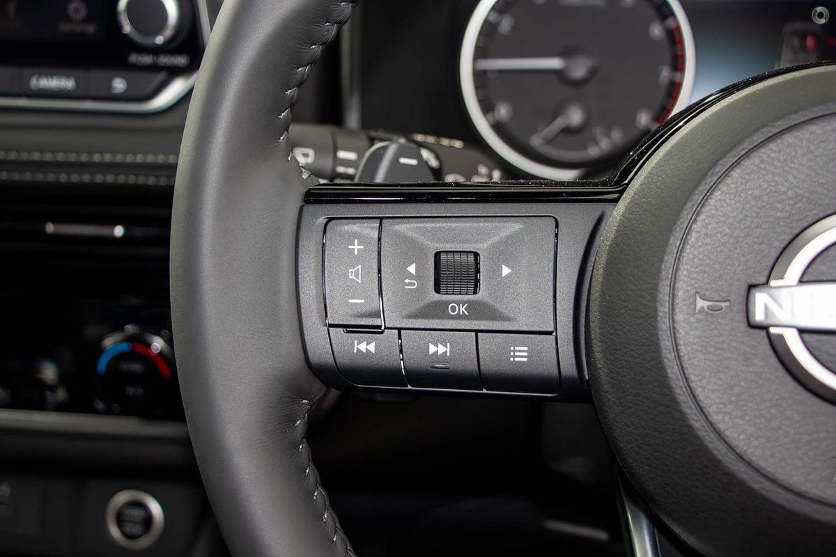 2024 Nissan X-TRAIL ST-L T33