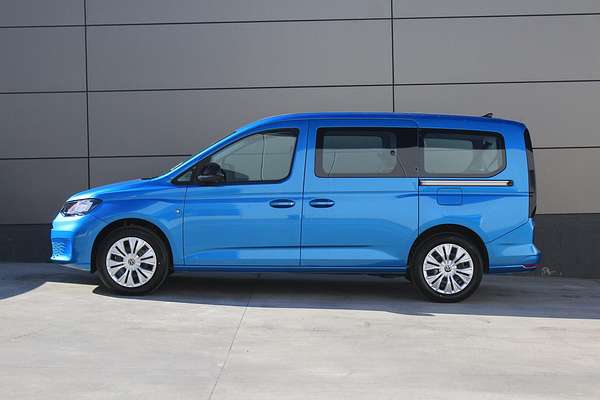 2024 Volkswagen Caddy TSI220 5