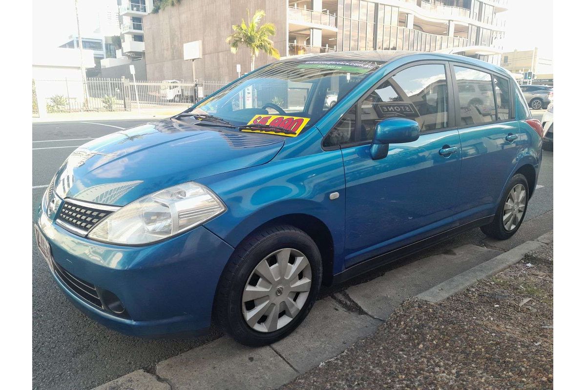 2006 Nissan Tiida ST C11