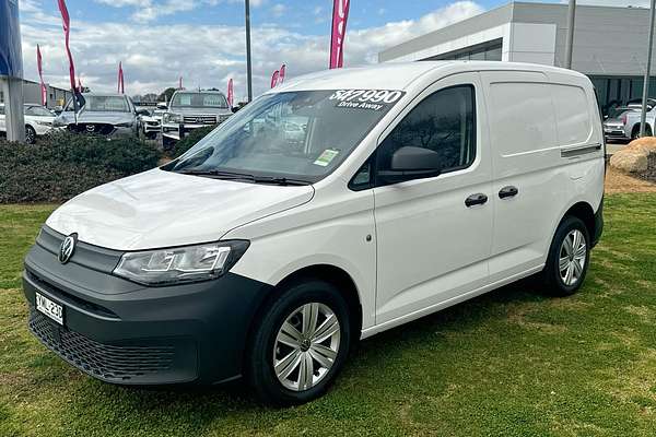 2024 Volkswagen Caddy TSI220 5