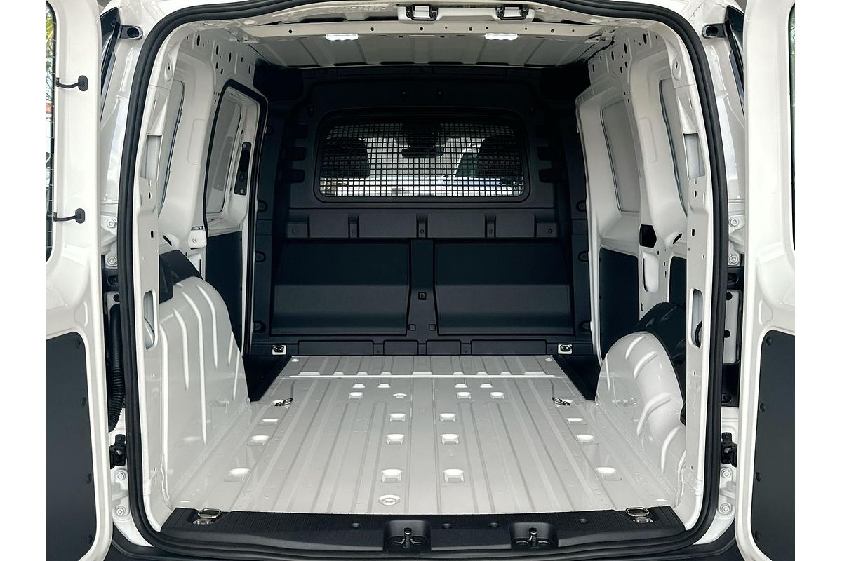 2024 Volkswagen Caddy TSI220 5 SWB