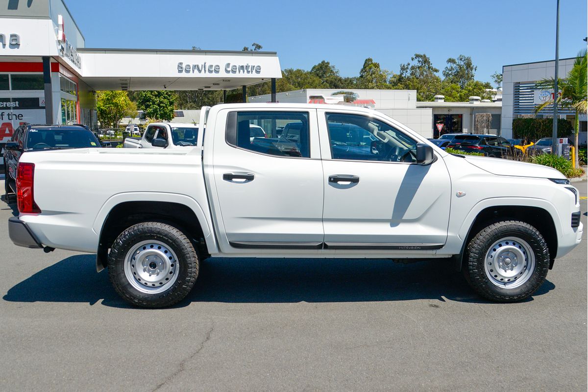 2024 Mitsubishi Triton GLX MV 4X4