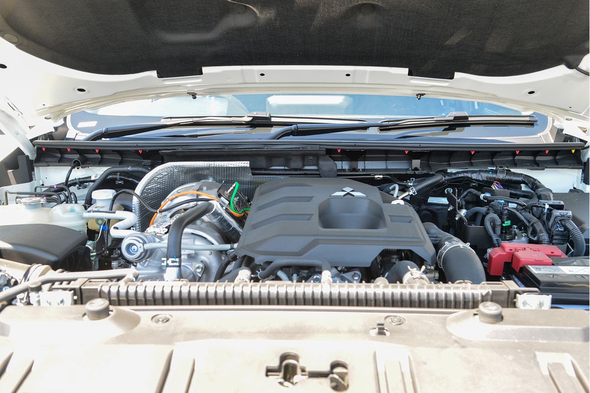 2024 Mitsubishi Triton GLX MV 4X4