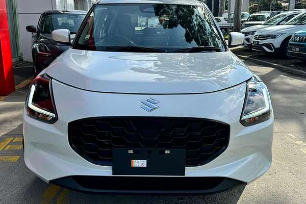 2024 Suzuki Swift Hybrid UZ