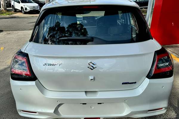2024 Suzuki Swift Hybrid UZ