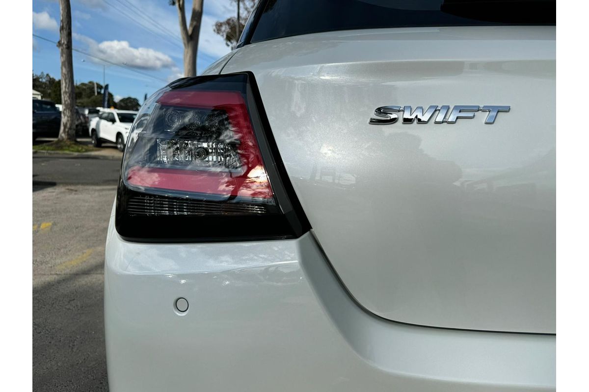 2024 Suzuki Swift Hybrid UZ