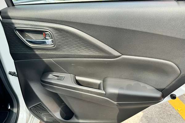 2024 Suzuki Swift Hybrid UZ