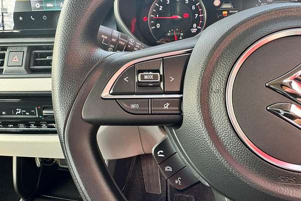 2024 Suzuki Swift Hybrid UZ