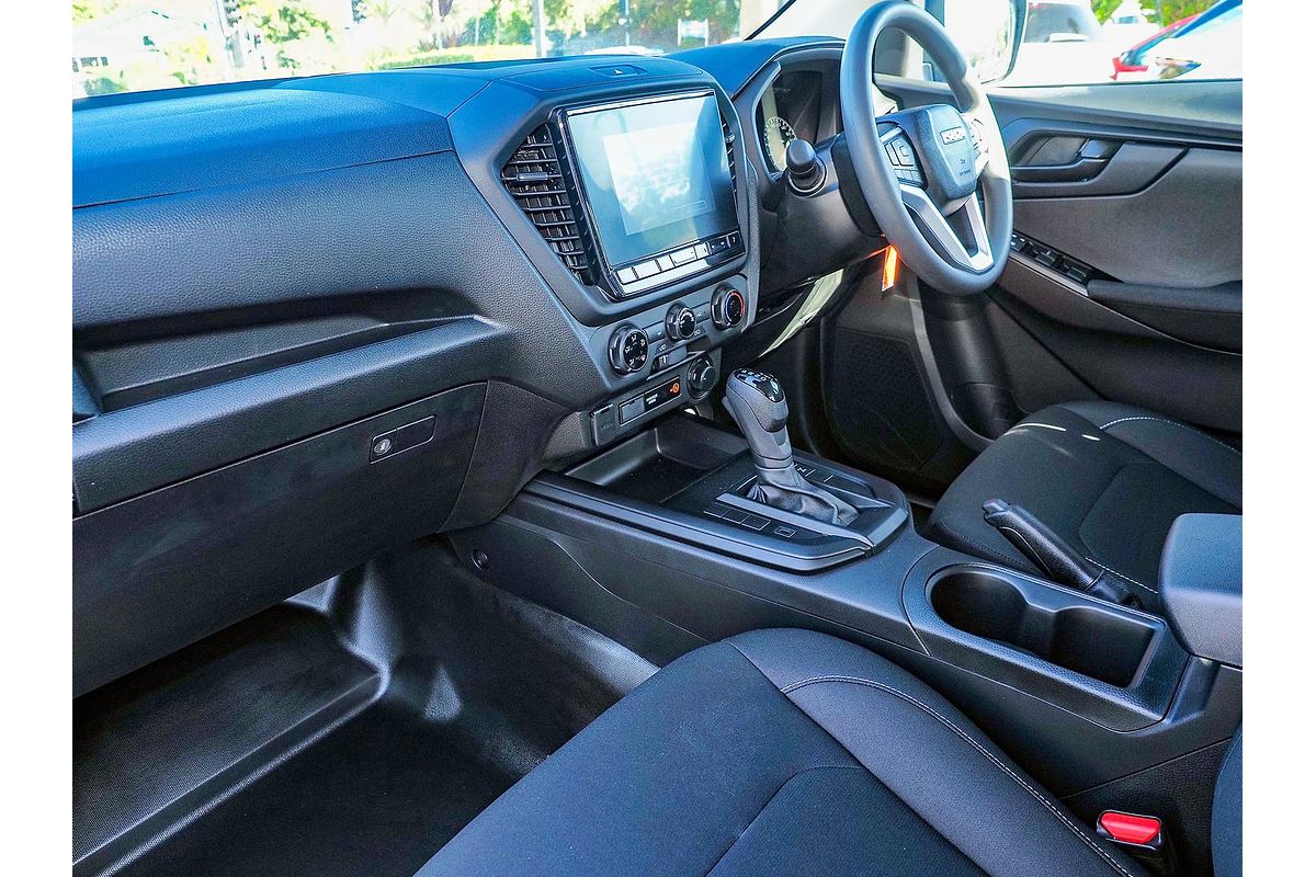 2024 Isuzu D-MAX SX 4X4