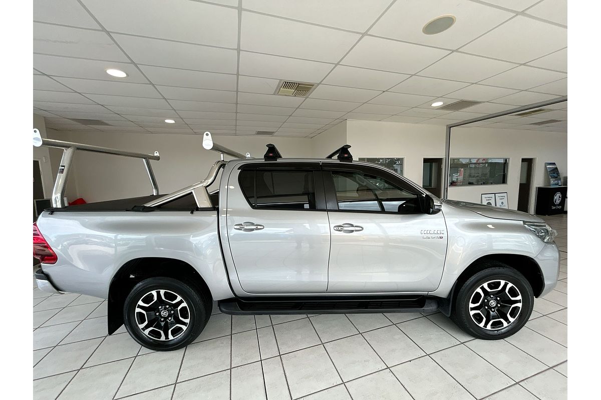 2022 Toyota Hilux SR5 GUN126R 4X4