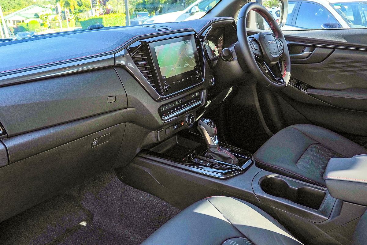 2024 Isuzu D-MAX X-TERRAIN 4X4