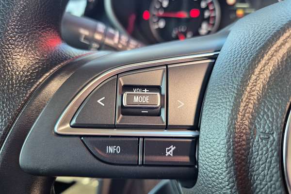 2024 Suzuki Swift Hybrid UZ