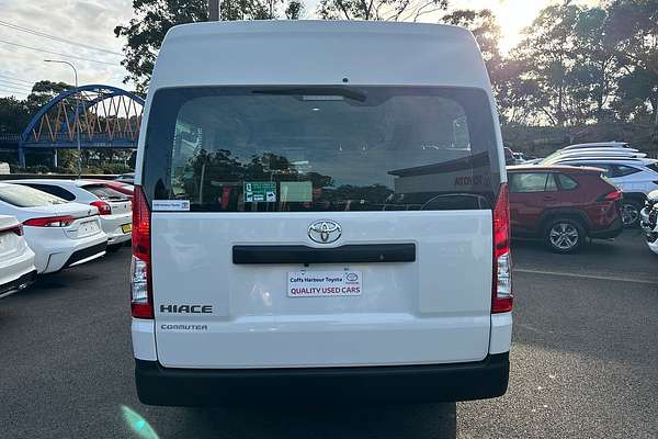 2023 Toyota Hiace Commuter GDH322R