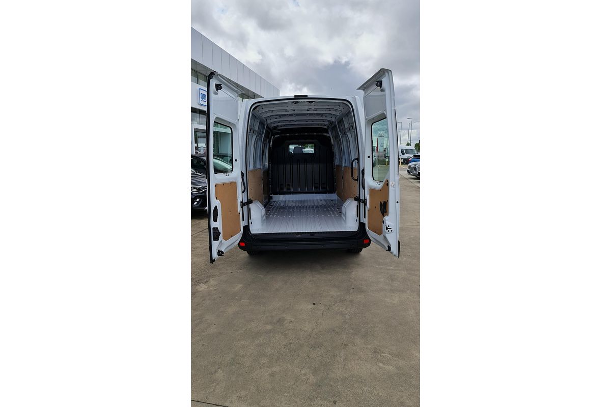 2024 Renault Master AMT LWB PRO 2.3L T/D 110KW 6SPD