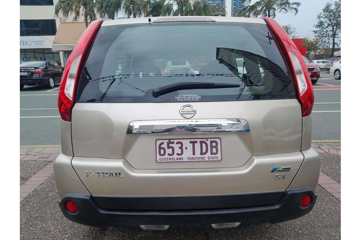 2011 Nissan X-TRAIL ST T31