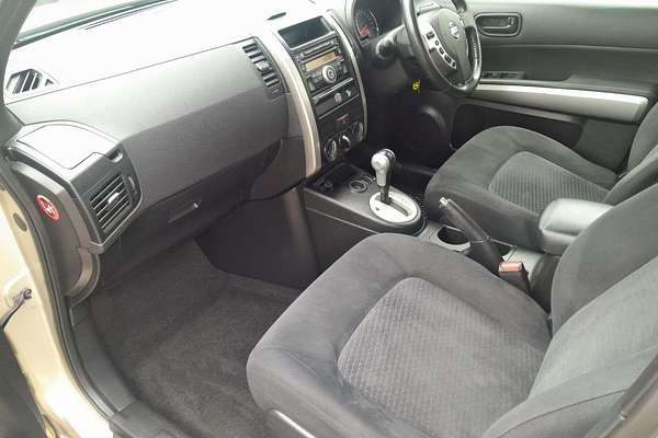 2011 Nissan X-TRAIL ST T31
