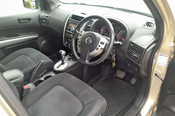 2011 Nissan X-TRAIL ST T31