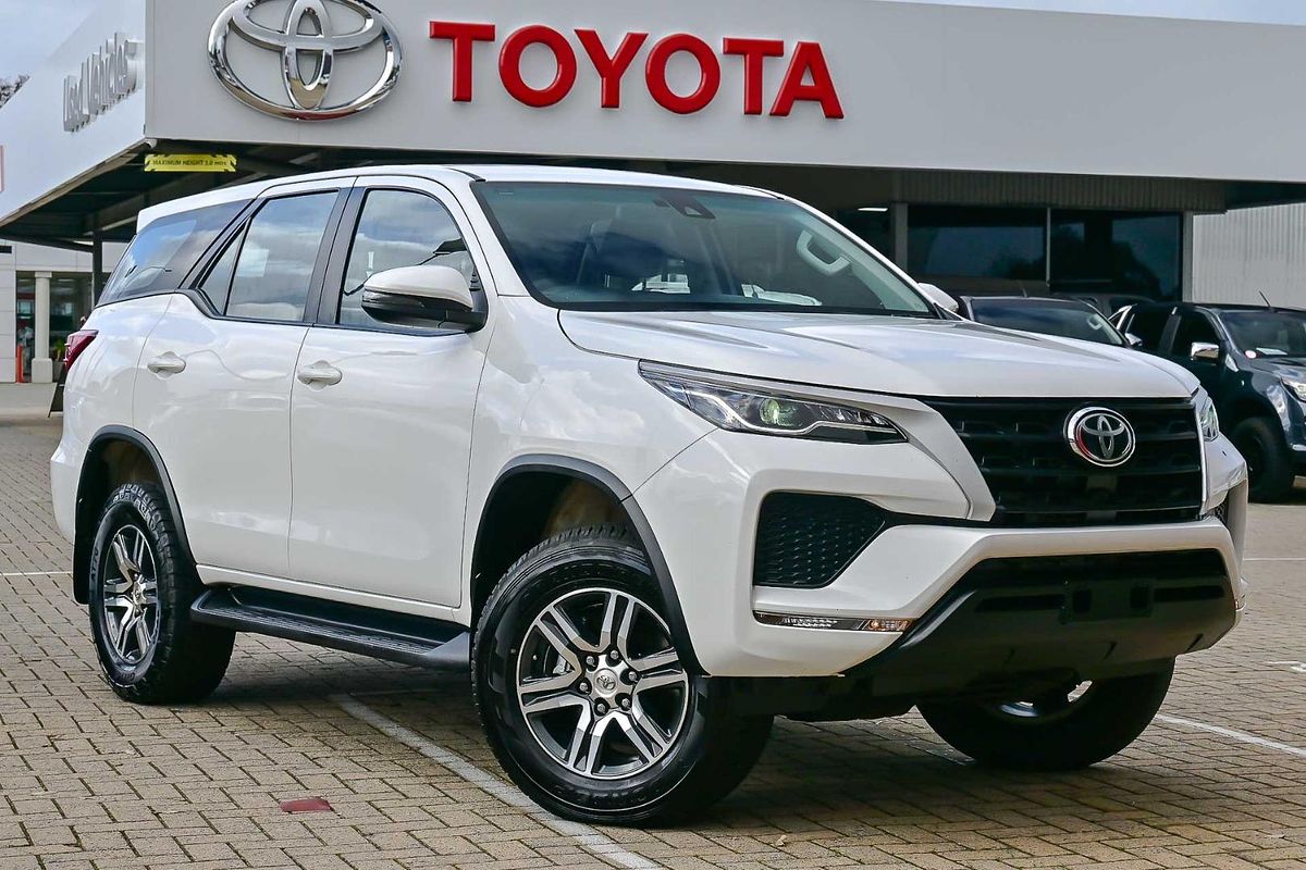 2022 Toyota Fortuner GX GUN156R