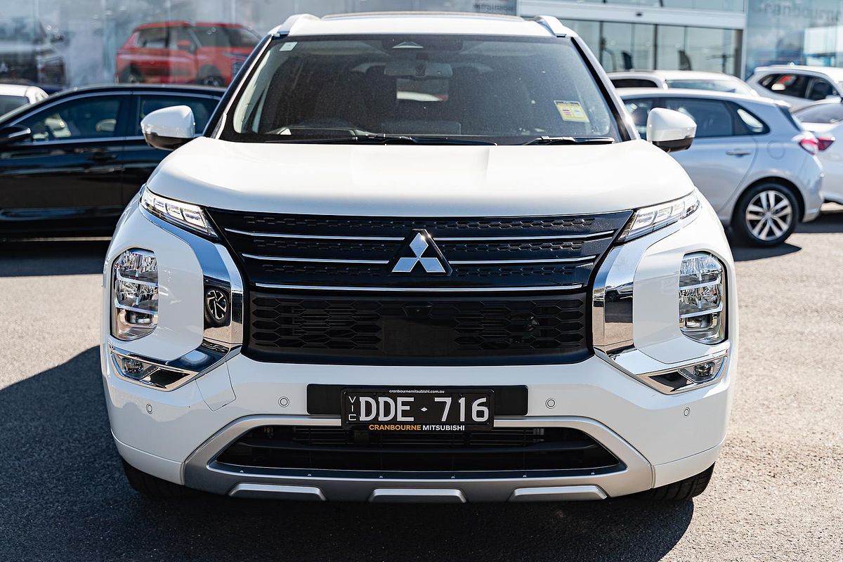 2024 Mitsubishi Outlander Exceed ZM