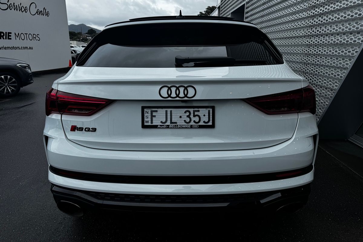 2022 Audi RS Q3 F3