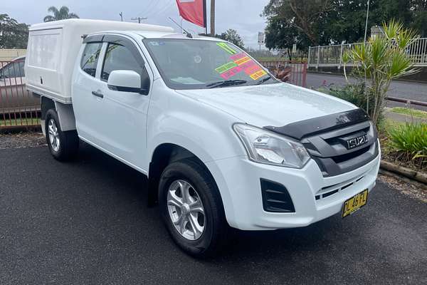 2017 Isuzu D-MAX SX High Ride  Rear Wheel Drive