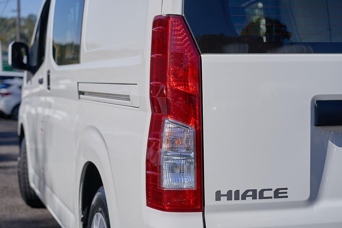 2021 Toyota Hiace GDH300R