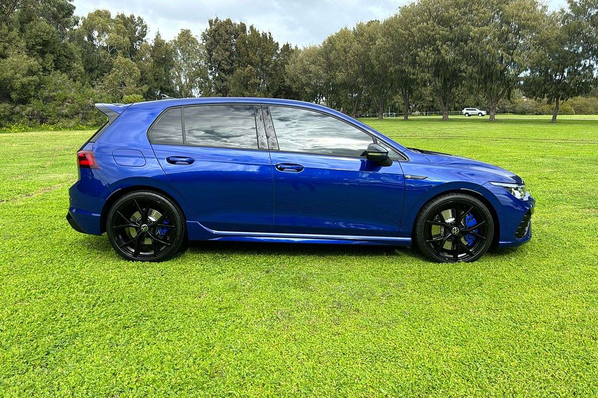 2023 Volkswagen Golf R 8