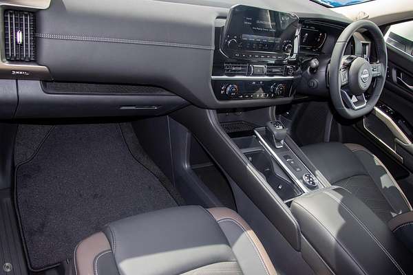 2023 Nissan Pathfinder Ti-L R53