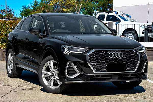 2024 Audi Q3 35 TFSI S Line F3