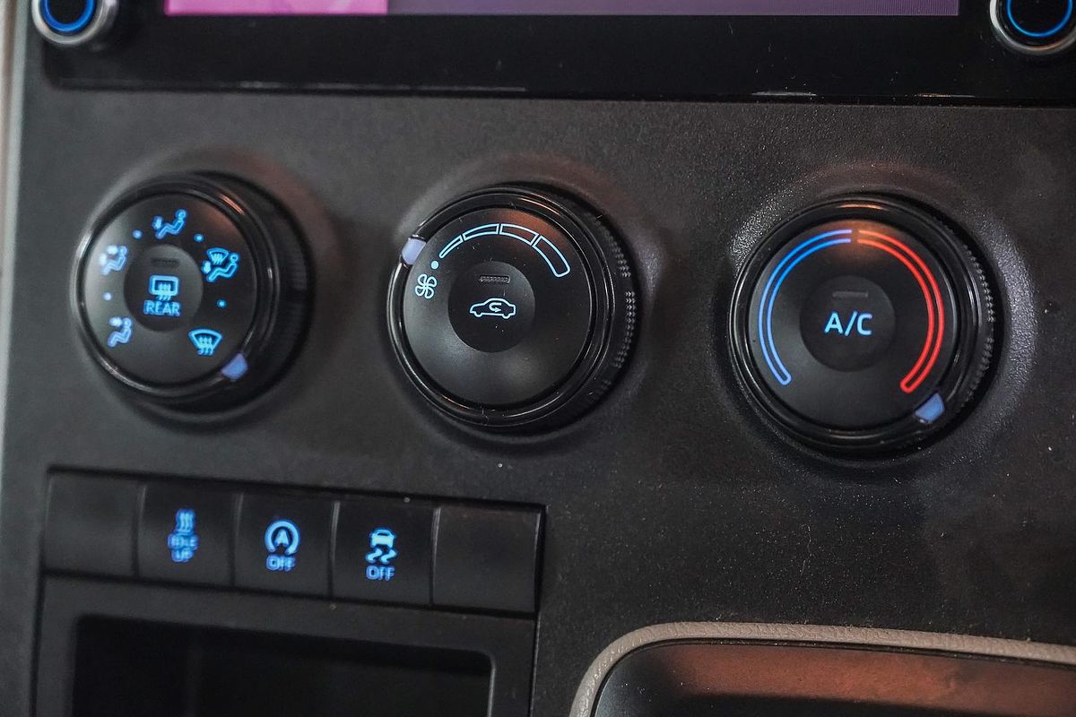2021 Toyota Hiace GDH300R LWB
