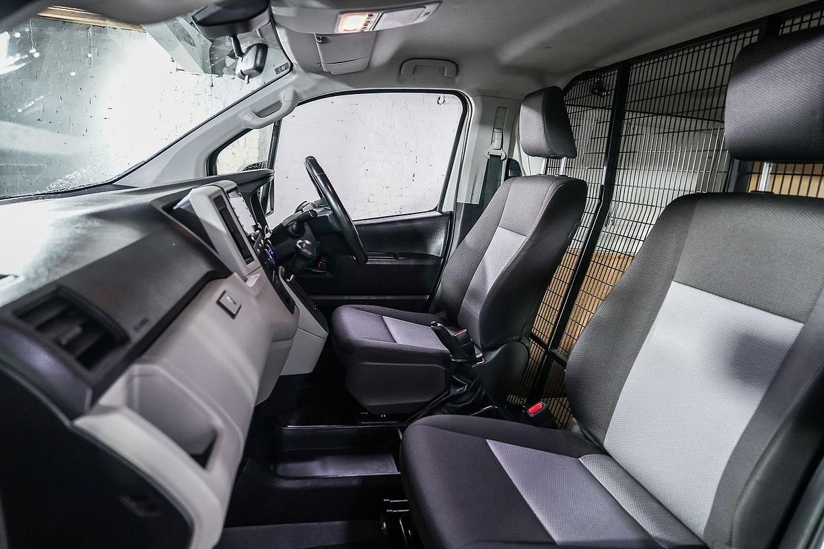 2021 Toyota Hiace GDH300R LWB