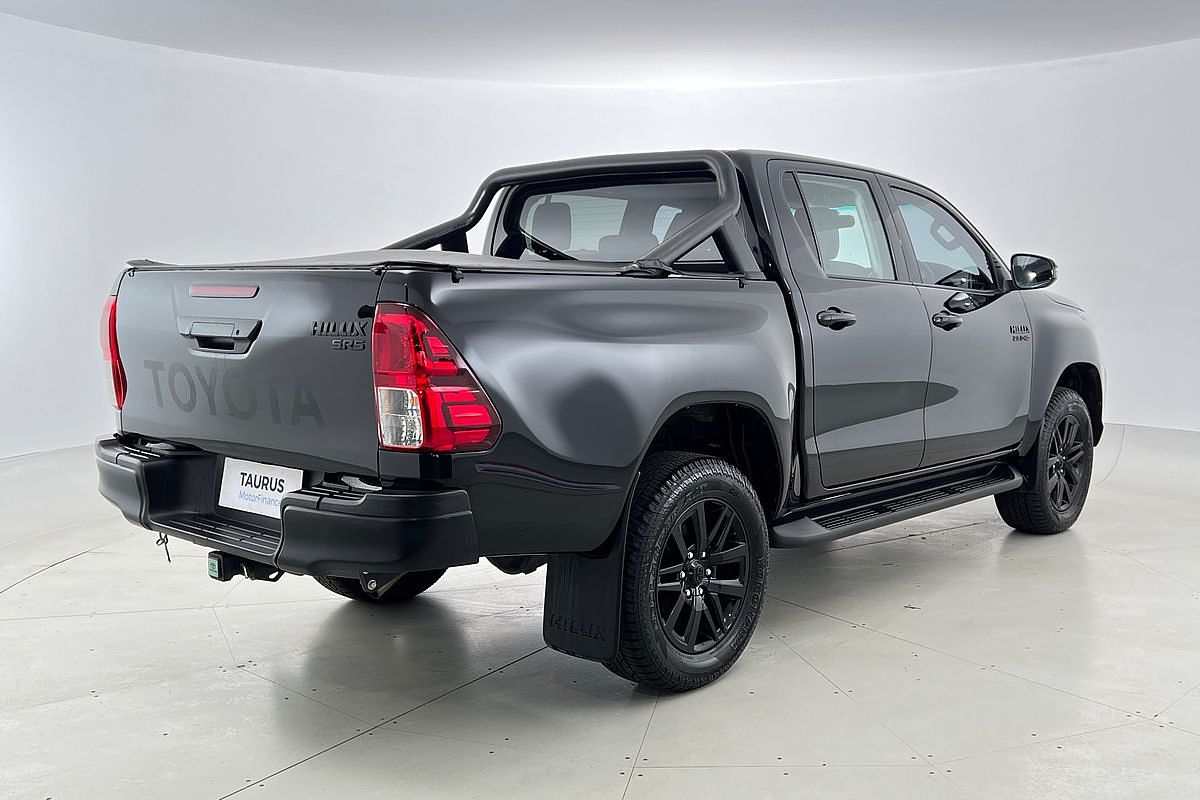 2017 Toyota Hilux SR5 GUN126R 4X4