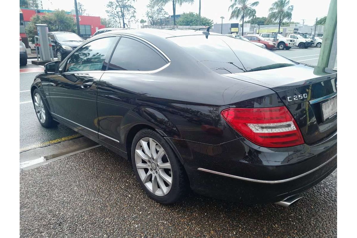 2012 Mercedes-Benz C-Class C250 CDI BlueEFFICIENCY Elegance W204