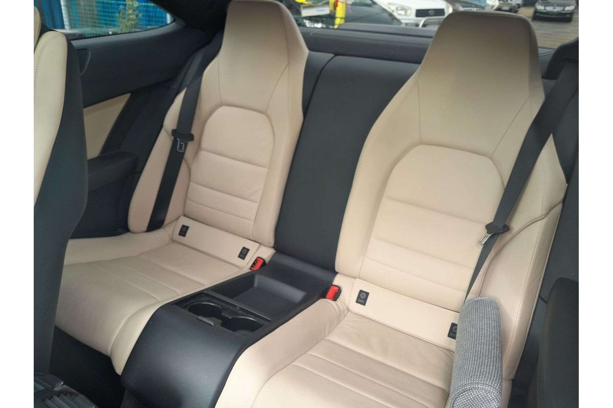 2012 Mercedes-Benz C-Class C250 CDI BlueEFFICIENCY Elegance W204