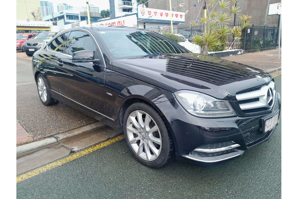 2012 Mercedes-Benz C-Class C250 CDI BlueEFFICIENCY Elegance W204