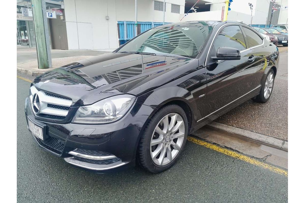 2012 Mercedes Benz C-Class C250 CDI BlueEFFICIENCY Elegance W204