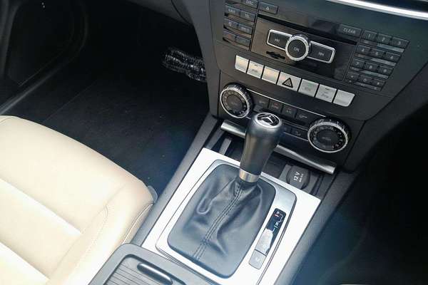 2012 Mercedes-Benz C-Class C250 CDI BlueEFFICIENCY Elegance W204