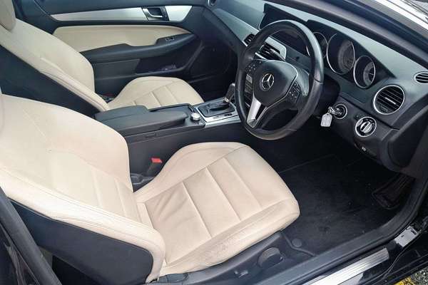 2012 Mercedes-Benz C-Class C250 CDI BlueEFFICIENCY Elegance W204