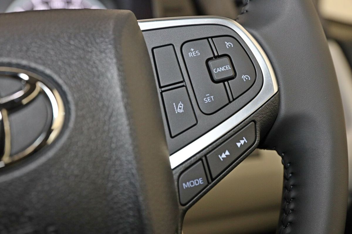 2024 Toyota Hiace GDH320R