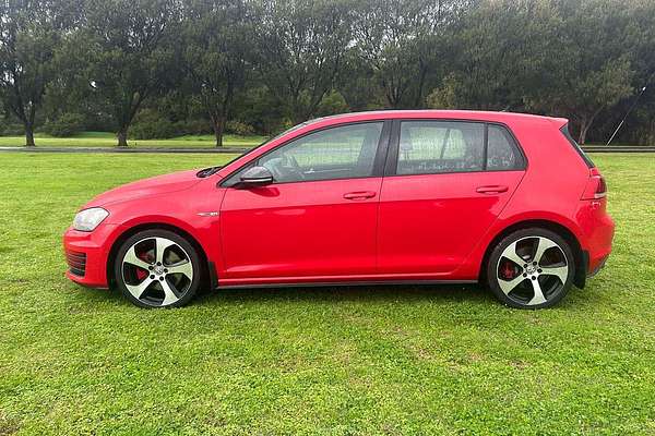 2014 Volkswagen Golf GTI 7