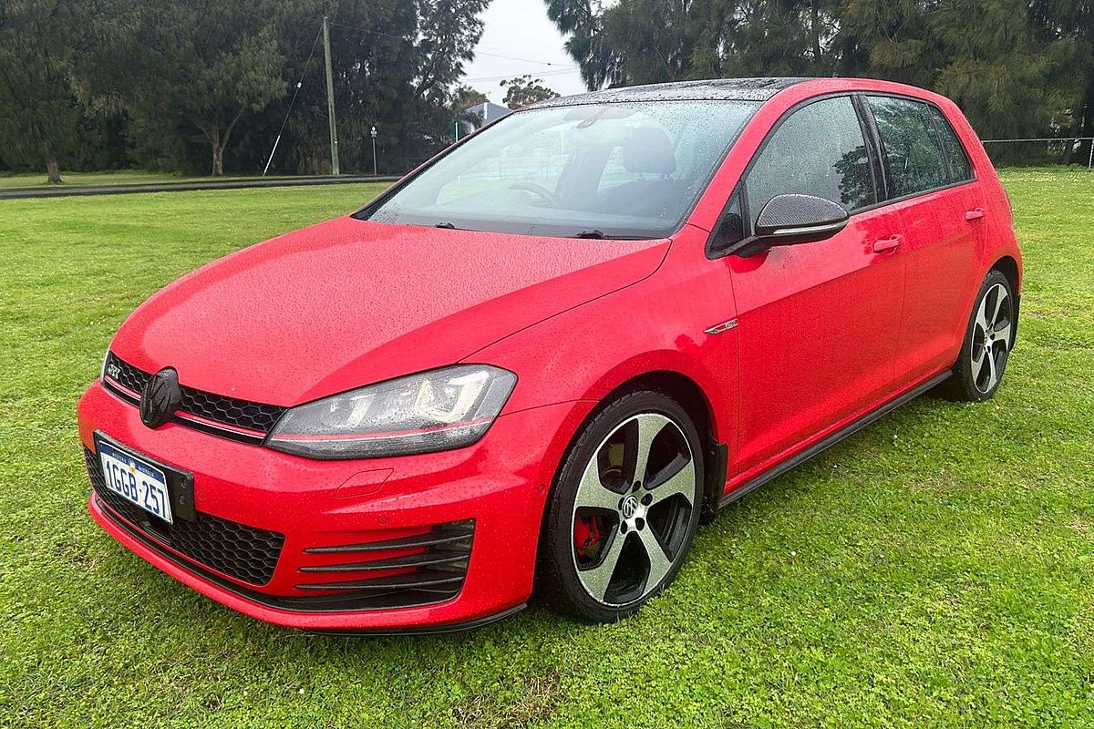 2014 Volkswagen Golf GTI 7