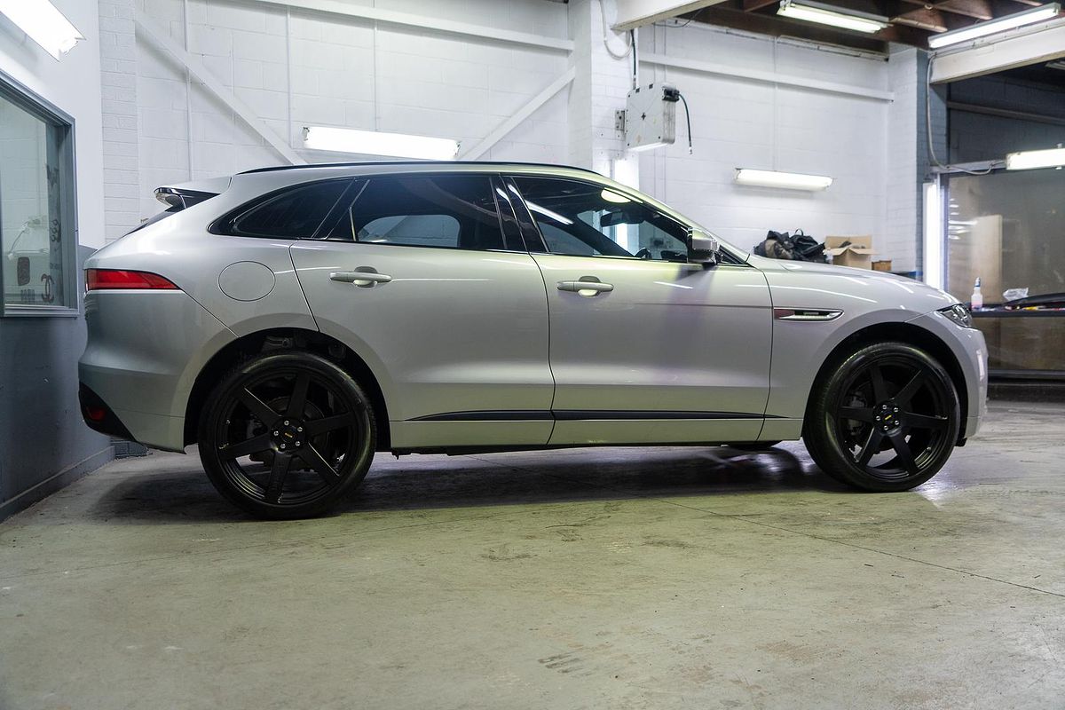 2016 Jaguar F-PACE 30d R-Sport X761