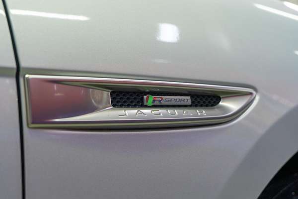 2016 Jaguar F-PACE 30d R-Sport X761