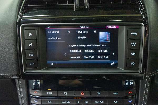 2016 Jaguar F-PACE 30d R-Sport X761