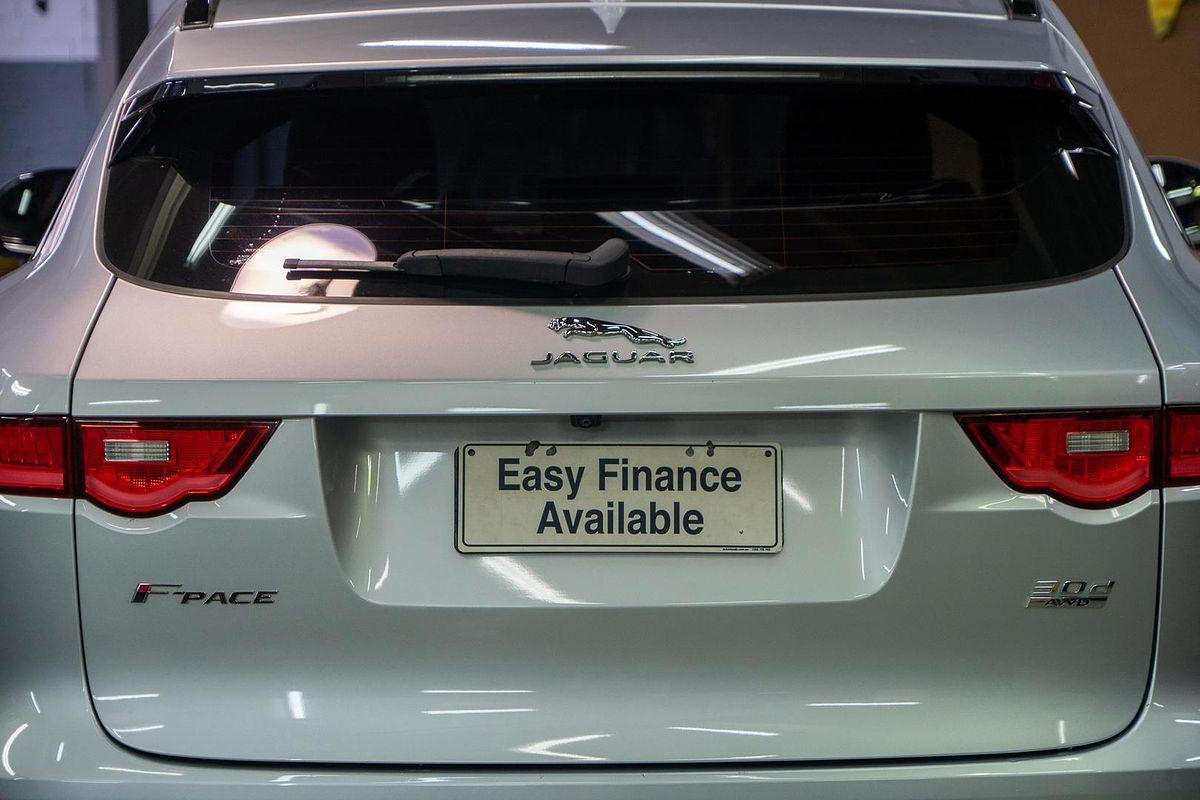 2016 Jaguar F-PACE 30d R-Sport X761