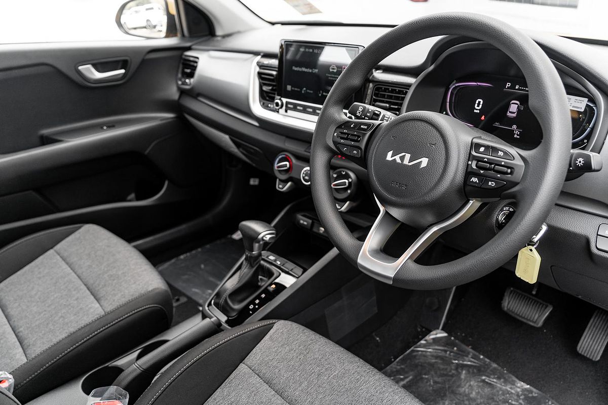 2025 Kia Stonic S YB