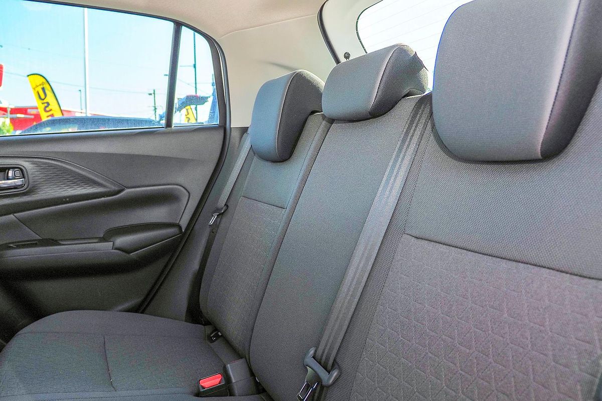 2024 Suzuki Swift Hybrid Plus UZ