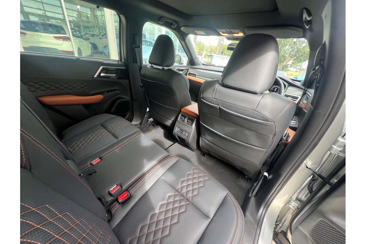 2023 Mitsubishi Outlander Exceed Tourer ZM