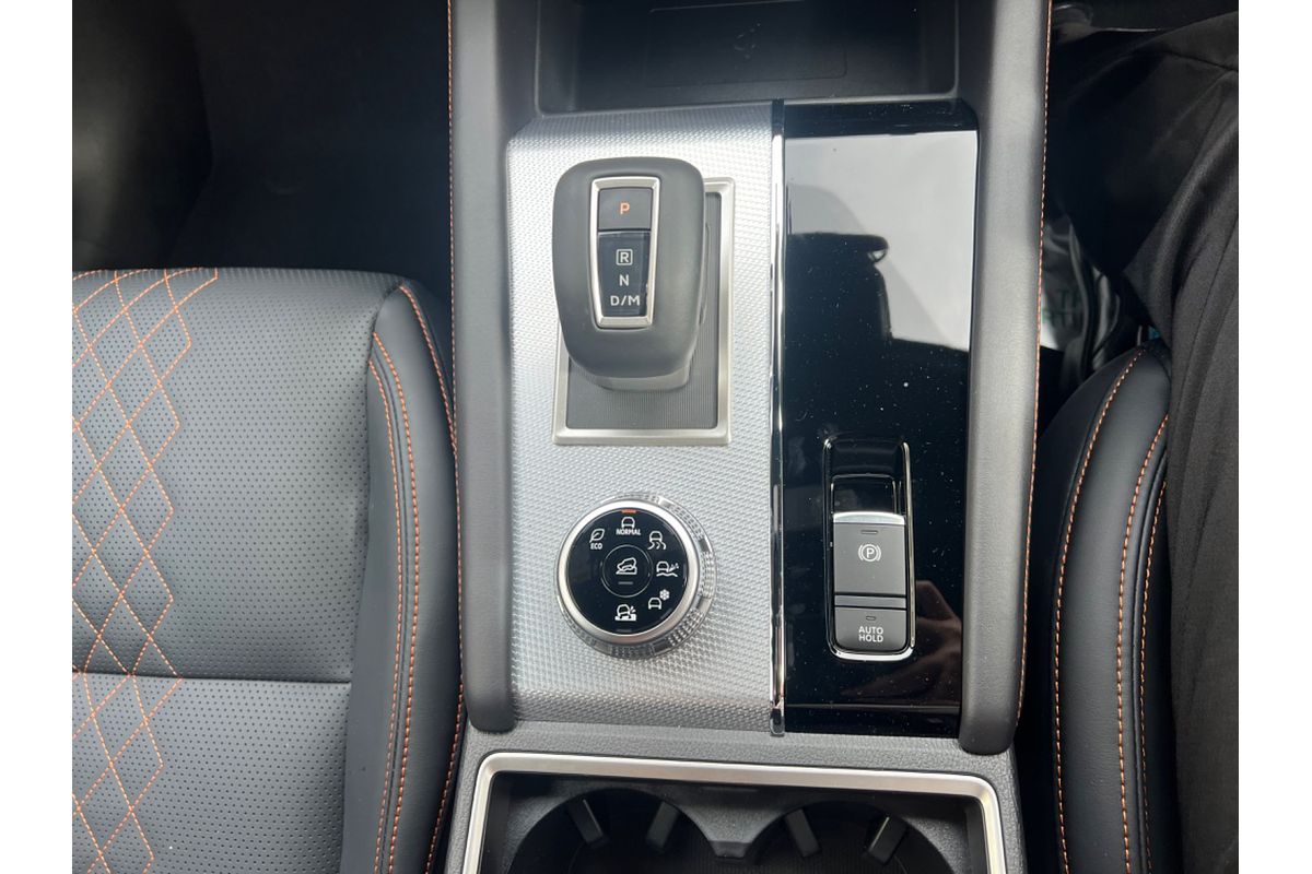 2023 Mitsubishi Outlander Exceed Tourer ZM