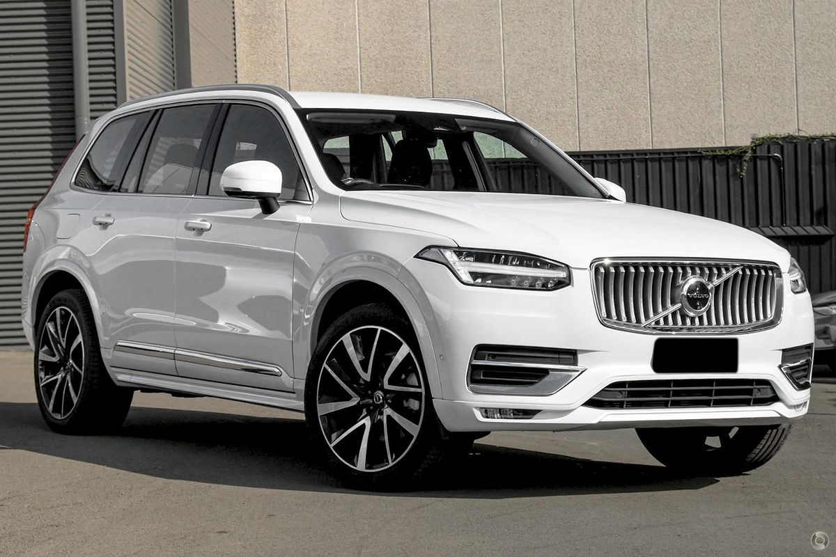 2023 Volvo XC90 Ultimate B5 Bright